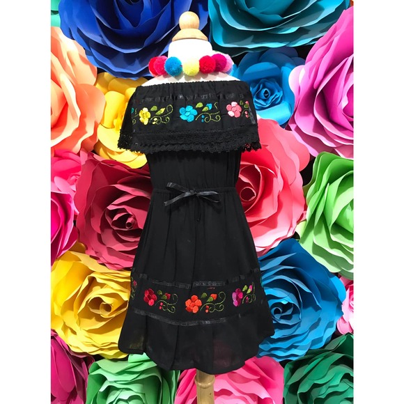 Mexican dress only handmade and embroidered Black color - Picture 3 of 4